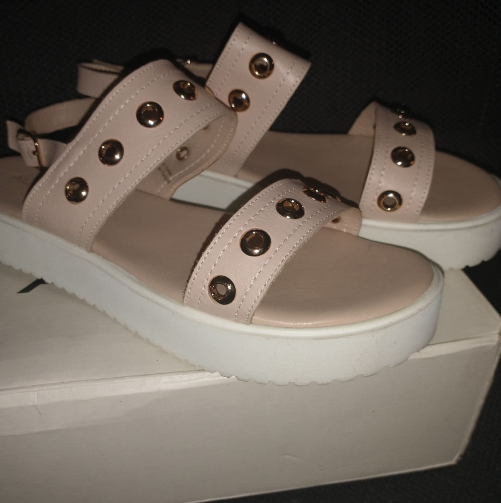 ALDO  Sandals Brand New sz 10